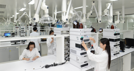 扬子江药业集团:实施“质量、品牌、创新”三轮驱动战略